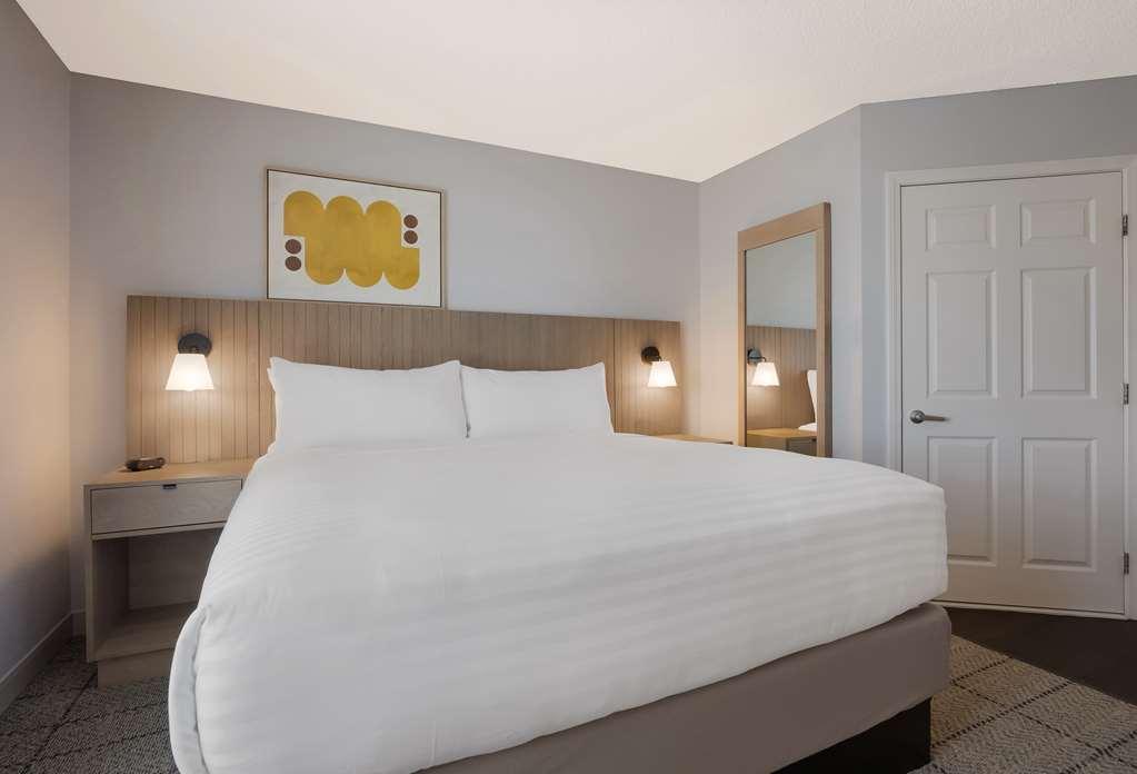 Sonesta Simply Suites Irvine East Foothill ليك فوريست الغرفة الصورة