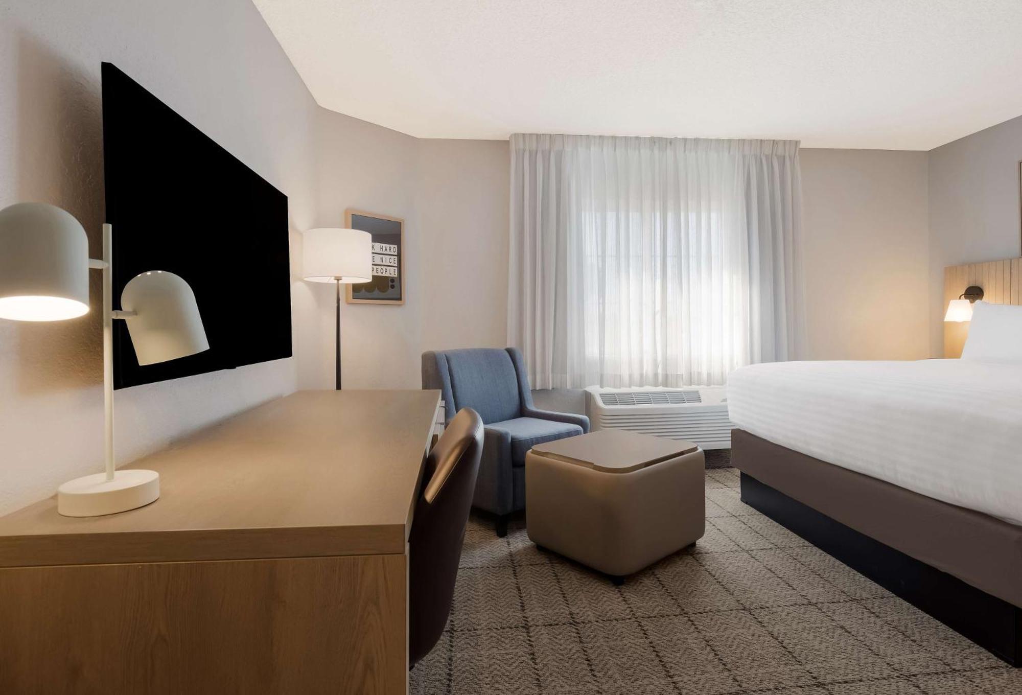 Sonesta Simply Suites Irvine East Foothill ليك فوريست المظهر الخارجي الصورة